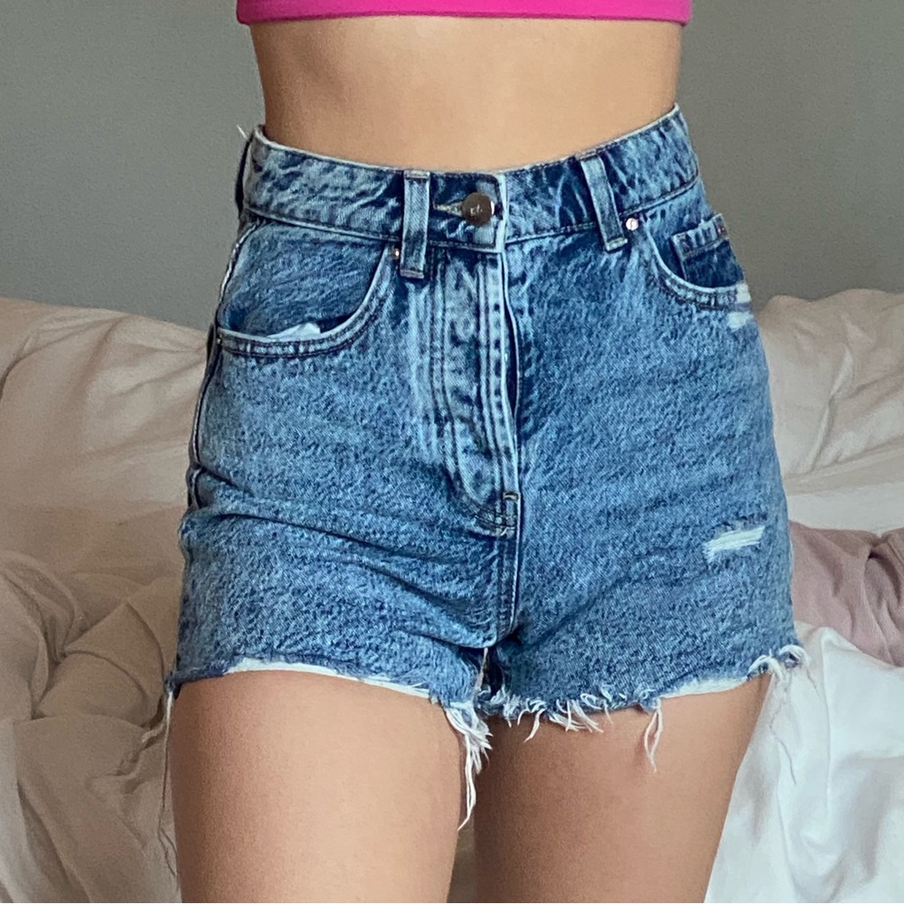 Zara Women’s Denim Shorts Size USA 0